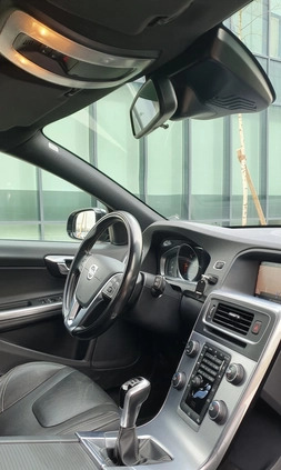 Volvo V60 cena 59900 przebieg: 166000, rok produkcji 2018 z Opole małe 529